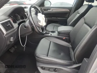 2020 Volkswagen Atlas SE with VIN 1V23C2CA3LC201607, listed as a Copart auction lot 83994094 with Not provided miles and Salvage title. Bid and sale history available at DreamBid. Image 7.