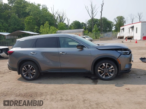2023 Infiniti QX60 Luxe z VIN 5N1DL1FSXPC359769, wystawiony jako IAAI lot #42389617 z przebiegiem 32 281 mil mil oraz . Historia ofert i sprzedaży dostępna na DreamBid. Obrazek 12.
