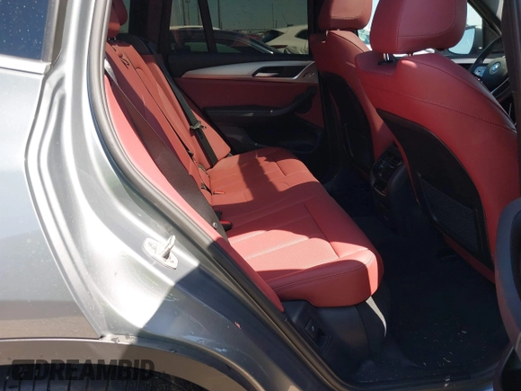 2024 BMW X3 sDrive30i z VIN 5UX43DP09R9W84494, wystawiony jako IAAI lot #41981761 z przebiegiem 14 066 mil mil oraz . Historia ofert i sprzedaży dostępna na DreamBid. Obrazek 8.