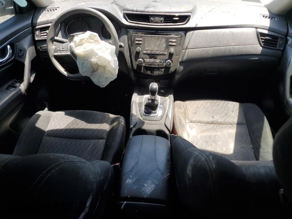 2017 Nissan Rogue SV z VIN KNMAT2MT4HP582487, wystawiony jako Copart lot #53445815 z przebiegiem Nie podano mil oraz Czysty tytuł • Clean title. Historia ofert i sprzedaży dostępna na DreamBid. Obrazek 8.