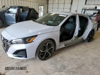 2024 Nissan Altima SR z VIN 1N4BL4CV5RN310018, wystawiony jako Copart lot #52797805 z przebiegiem 24 580 mil mil oraz Szkoda całkowita • Salvage title. Historia ofert i sprzedaży dostępna na DreamBid. Obrazek 1.