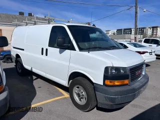 2020 GMC Savana Cargo Van with VIN 1GTW7AFG5L1123498, listed as a Copart auction lot 50631695 with 91,632 mi miles and Clean Title. Bid and sale history available at carsss.com. Image 1.