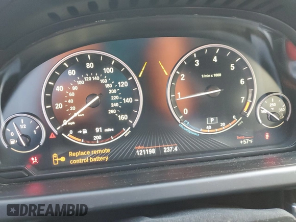 2013 BMW 6 Series 650i xDrive with VIN WBA6B4C53DD098522, listed as a Copart auction lot 86896564 with 121,198 mi miles and Salvage Title. Bid and sale history available at carsss.com. Image 9.