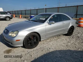 2005 Mercedes-Benz CLK 320 with VIN WDBTJ65J95F147662, listed as a Copart auction lot 65940304 with 1,523 mi miles and Salvage Title. Bid and sale history available at carsss.com. Image 1.