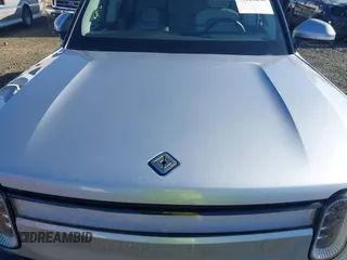 2023 Rivian R1T Adventure with VIN 7FCTGAAA0PN021864, listed as a IAAI auction lot 41620630 with 1 mi miles. Bid and sale history available at carsss.com. Image 10.