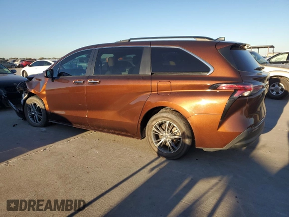 2022 Toyota Sienna XLE с VIN 5TDYRKEC6NS094932, выставлен на аукционе Copart как лот 80919154 с пробегом 40 915 миль миль и Списание • Salvage title. История ставок и продаж доступна на DreamBid. Изображение 2.