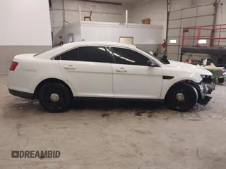 2013 Ford Police Interceptor с VIN 1FAHP2M8XDG152879, выставлен на аукционе IAAI как лот 41976583 с пробегом 138 129 миль миль и . История ставок и продаж доступна на DreamBid. Изображение 14.
