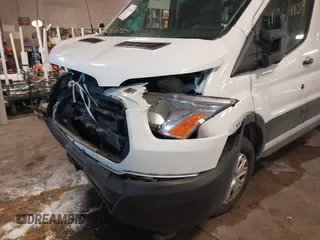 2019 Ford Transit с VIN 1FTYE2CMXKKA40544, выставлен на аукционе IAAI как лот 41364809 с пробегом 60 366 миль миль и . История ставок и продаж доступна на DreamBid. Изображение 17.
