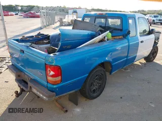 1995 Ford Ranger Splash with VIN 1FTCR14X1SPB04913, listed as a IAAI auction lot 42069504 with 300,301 mi miles and . Bid and sale history available at DreamBid. Image 4.