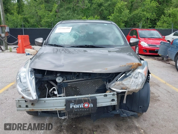 2016 Nissan Versa S z VIN 3N1CN7AP2GL874174, wystawiony jako IAAI lot #42316199 z przebiegiem 126 507 mil mil oraz . Historia ofert i sprzedaży dostępna na DreamBid. Obrazek 6.
