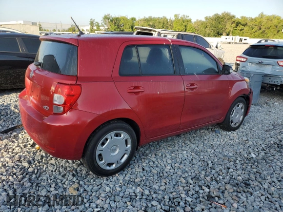 2008 Scion xD z VIN JTKKU104X8J001175, wystawiony jako Copart lot #53845035 z przebiegiem 67 053 mil mil oraz Nie do naprawy • Non repairable. Historia ofert i sprzedaży dostępna na DreamBid. Obrazek 3.