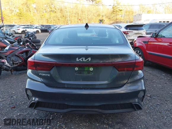 2024 Kia Forte LXS with VIN 3KPF24AD0RE806826, listed as a IAAI auction lot 41265049 with 3,687 mi miles. Bid and sale history available at carsss.com. Image 16.