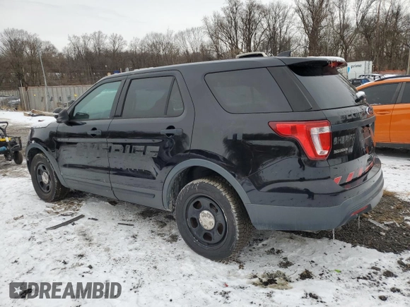 2016 Ford Utility Police Interceptor with VIN 1FM5K8AR7GGB80991, listed as a Copart auction lot 88179645 with 102,489 mi miles and Clean Title. Bid and sale history available at carsss.com. Image 2.