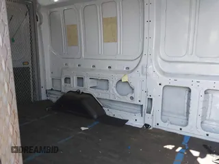2018 Ford Transit z VIN 1FTYR2CM0JKA71692, wystawiony jako IAAI lot #42357507 z przebiegiem 323 477 mil mil oraz . Historia ofert i sprzedaży dostępna na DreamBid. Obrazek 8.