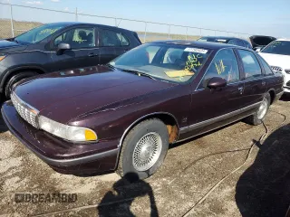 1993 Chevrolet Caprice z VIN 1G1BN5379PW119651, wystawiony jako Copart lot #77792504 z przebiegiem 4883 mil mil oraz Nie do naprawy • Non repairable. Historia ofert i sprzedaży dostępna na DreamBid. Obrazek 1.
