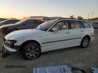 2005 BMW 3 Series 325xi z VIN WBAEP33415PF05125, wystawiony jako Copart lot #84343804 z przebiegiem Nie podano mil oraz Szkoda całkowita • Salvage title. Historia ofert i sprzedaży dostępna na DreamBid. Obrazek 1.