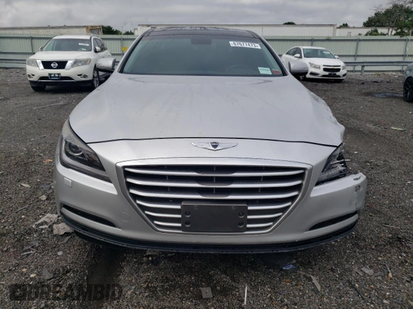 2015 Hyundai Genesis 3.8L with VIN KMHGN4JE8FU100183, listed as a Copart auction lot 67677473 with 71,378 mi miles. Bid and sale history available at carsss.com. Image 5.