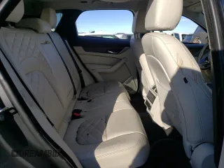2021 Jaguar F-Pace S z VIN SADCJ2EX5MA672300, wystawiony jako Copart lot #84248744 z przebiegiem Nie podano mil oraz Szkoda całkowita • Salvage title. Historia ofert i sprzedaży dostępna na DreamBid. Obrazek 11.