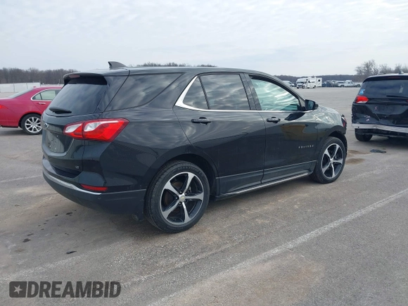 2020 Chevrolet Equinox LT with VIN 2GNAXKEV8L6105369, listed as a IAAI auction lot 41650666 with 114,052 mi miles. Bid and sale history available at carsss.com. Image 4.
