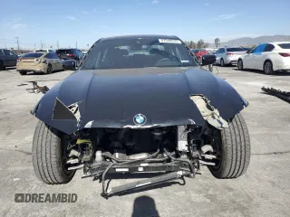 2019 BMW 3 Series 330i with VIN 3MW5R1J53K8A05694, listed as a Copart auction lot 47048555 with 13,629 mi miles and Salvage Title. Bid and sale history available at carsss.com. Image 5.