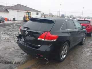 2010 Toyota Venza with VIN 4T3BK3BB0AU043138, listed as a IAAI auction lot 41629488 with 148,639 mi miles. Bid and sale history available at carsss.com. Image 17.