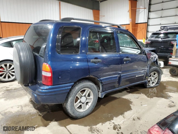 2004 Chevrolet Tracker LT with VIN 2CNBJ634246905274, listed as a Copart auction lot 44756805 with 261,107 mi miles and Salvage Title. Bid and sale history available at carsss.com. Image 3.