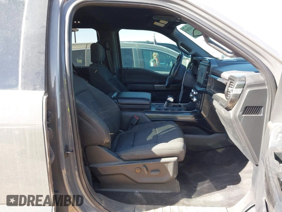 2021 Ford F-150 XL with VIN 1FTEW1CP9MFD08922, listed as a IAAI auction lot 41829619 with 69,286 mi miles. Bid and sale history available at carsss.com. Image 5.