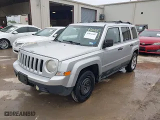 2011 Jeep Patriot Latitude with VIN 1J4NT1GA8BD236130, listed as a IAAI auction lot 41832201 with 189,050 mi miles. Bid and sale history available at carsss.com. Image 2.