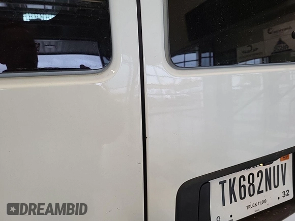 2020 Chevrolet Express Cargo with VIN 1GCWGAFGXL1158716, listed as a IAAI auction lot 42235104 with 76,886 mi miles and . Bid and sale history available at DreamBid. Image 1.