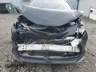 2022 Toyota Sienna LE z VIN 5TDKRKEC0NS109334, wystawiony jako Copart lot #51304205 z przebiegiem 177 758 mil mil oraz Szkoda całkowita • Salvage title. Historia ofert i sprzedaży dostępna na DreamBid. Obrazek 13.