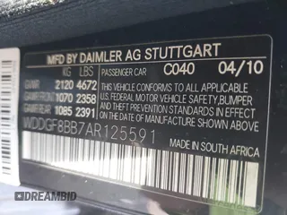 2010 Mercedes-Benz C 300 Sport z VIN WDDGF8BB7AR125591, wystawiony jako IAAI lot #39510228 z przebiegiem 171 106 mil mil oraz . Historia ofert i sprzedaży dostępna na DreamBid. Obrazek 9.