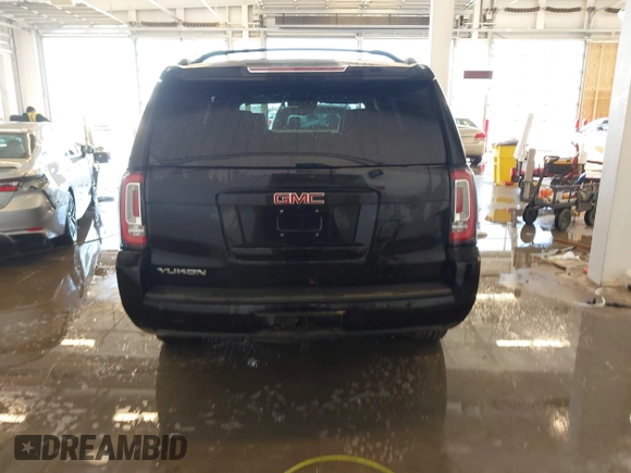 2020 GMC Yukon SLT with VIN 1GKS2BKC6LR232354, listed as a IAAI auction lot 41313325 with 107,960 mi miles. Bid and sale history available at carsss.com. Image 16.