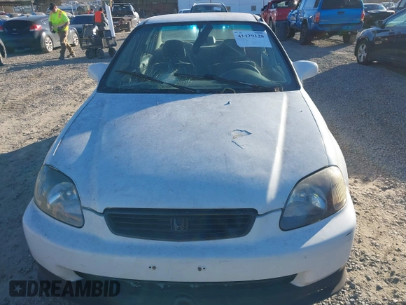 1997 Honda Civic LX with VIN 1HGEJ6571VL028196, listed as a IAAI auction lot 41429128 with 398,114 mi miles. Bid and sale history available at carsss.com. Image 6.