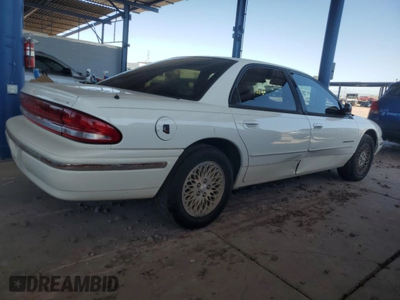 1997 Chrysler Concorde z VIN 2C3HD56FXVH719067, wystawiony jako Copart lot #44003745 z przebiegiem 114 702 mil mil oraz Tytuł czysty. Historia ofert i sprzedaży dostępna na DreamBid. Obrazek 3.