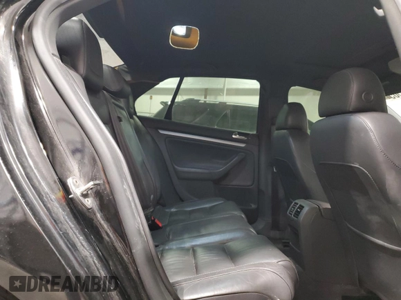 2006 Volkswagen Jetta 1.9L TDI z VIN 3VWST71KX6M711152, wystawiony jako Copart lot #57435505 z przebiegiem 209 511 mil mil oraz Nie do naprawy • Non repairable. Historia ofert i sprzedaży dostępna na DreamBid. Obrazek 10.