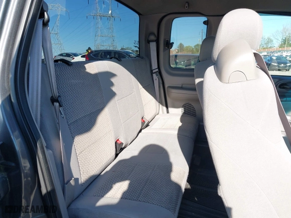 2004 Ford F-150 Heritage XL with VIN 2FTRX18W34CA97890, listed as a IAAI auction lot 42060361 with 177,385 mi miles. Bid and sale history available at carsss.com. Image 8.