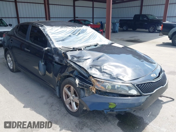 2014 Kia Optima LX z VIN 5XXGM4A77EG322243, wystawiony jako IAAI lot #42334987 z przebiegiem 141 068 mil mil oraz . Historia ofert i sprzedaży dostępna na DreamBid. Obrazek 6.