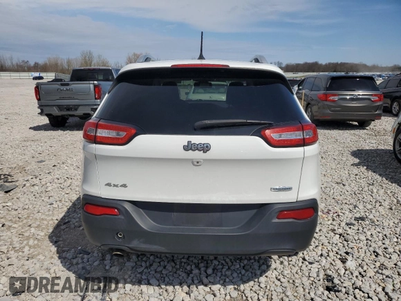 2014 Jeep Cherokee Altitude with VIN 1C4PJMCB5EW282205, listed as a Copart auction lot 53421125 with 185,915 mi miles and Clean Title. Bid and sale history available at carsss.com. Image 6.