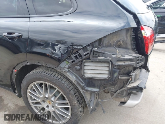 2014 Porsche Cayenne with VIN WP1AA2A29ELA97300, listed as a IAAI auction lot 42106931 with 156,129 mi miles and . Bid and sale history available at DreamBid. Image 19.