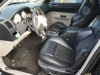 2006 Chrysler 300 C SRT8 with VIN 2C3LA73WX6H106631, listed as a Copart auction lot 50715715 with 104,990 mi miles and Clean Title. Bid and sale history available at carsss.com. Image 7.