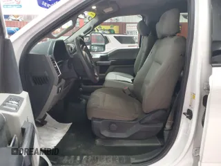 2017 Ford F-250 Lariat z VIN 1FT7W2BT0HEB48762, wystawiony jako IAAI lot #42575793 z przebiegiem 293 602 mil mil oraz . Historia ofert i sprzedaży dostępna na DreamBid. Obrazek 24.