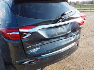 2020 Buick Enclave Essence with VIN 5GAERBKW3LJ216191, listed as a IAAI auction lot 41908545 with 78,488 mi miles. Bid and sale history available at carsss.com. Image 17.