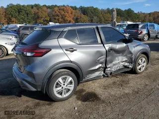 2022 Nissan Kicks S with VIN 3N1CP5BV9NL521374, listed as a Copart auction lot 84773354 with 34,984 mi miles and Salvage Title. Bid and sale history available at carsss.com. Image 3.
