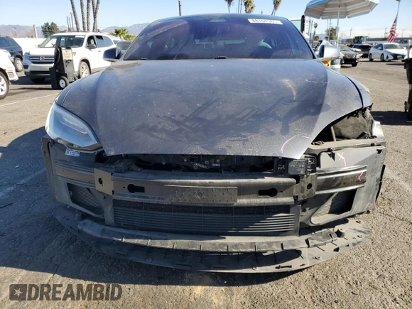 2020 Tesla Model S Long Range с VIN 5YJSA1E29LF366969, выставлен на аукционе Copart как лот 88164585 с пробегом 114 809 миль миль и Списание • Salvage title. История ставок и продаж доступна на DreamBid. Изображение 5.