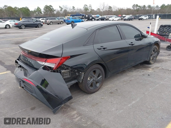 2023 Hyundai Elantra SEL with VIN KMHLM4AG3PU382611, listed as a IAAI auction lot 41540855 with 31,390 mi miles and . Bid and sale history available at DreamBid. Image 4.