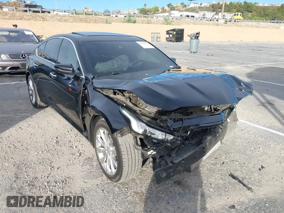2022 Cadillac CT5 Premium Luxury z VIN 1G6DN5RK8N0118974, wystawiony jako IAAI lot #41265623 z przebiegiem 40 568 mil mil oraz . Historia ofert i sprzedaży dostępna na DreamBid. Obrazek 1.