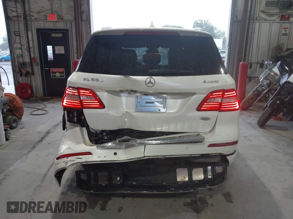 2013 Mercedes-Benz M 550 with VIN 4JGDA7DB3DA165765, listed as a IAAI auction lot 42323988 with 96,344 mi miles and . Bid and sale history available at DreamBid. Image 16.