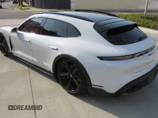 2022 Porsche Taycan 4 with VIN WP0BA2Y19NSA67581, listed as a Copart auction lot 55142525 with 6,775 mi miles and Salvage Title. Bid and sale history available at DreamBid. Image 4.