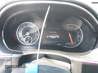 2022 Genesis GV70 2.5T с VIN KMUMADTB1NU044007, выставлен на аукционе IAAI как лот 42623087 с пробегом 30 978 миль миль и . История ставок и продаж доступна на DreamBid. Изображение 7.