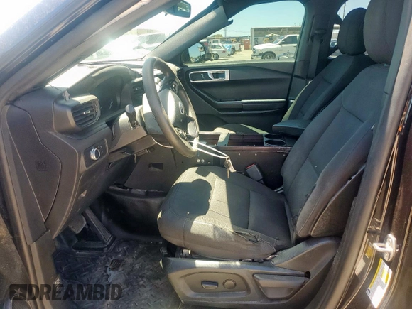 2020 Ford Explorer z VIN 1FM5K8AC0LGA03737, wystawiony jako Copart lot #57535455 z przebiegiem 121 221 mil mil oraz Czysty tytuł • Clean title. Historia ofert i sprzedaży dostępna na DreamBid. Obrazek 7.